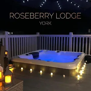  Holiday home Roseberry With Hot Tub United Kingdom