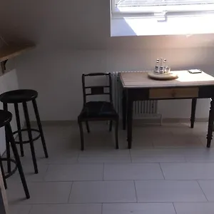  Apartment Stillvoll Wohnen Mit Fahrradweg Zum Festspielhaus Deutschland
