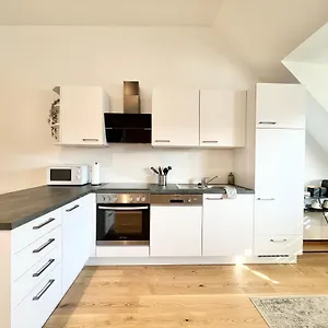 Orestaliving - Penthouse In 1020 Vienna