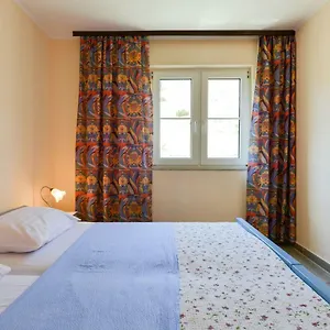 https://sweet-one-bedroom-apartment-with-small-balcony-and-great-view.hotelinzadar.com